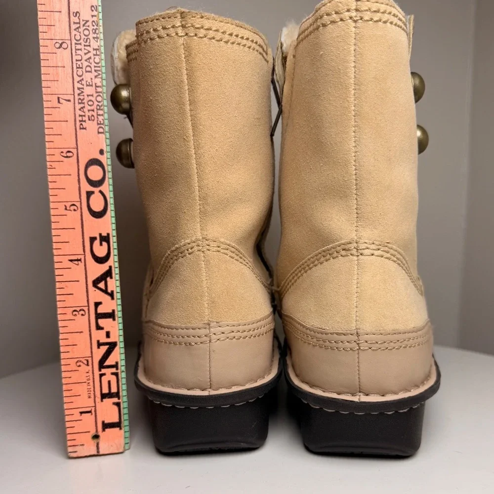 Alegria Aspen Beige Suede Shearling Butterfly Boots EU 40